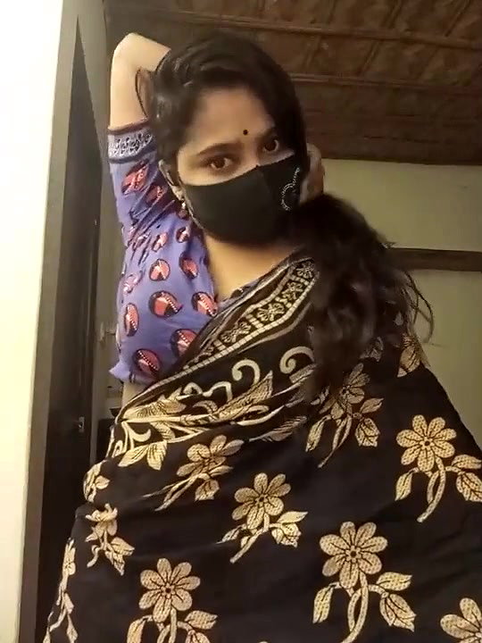 Pushpit removing her Blouse and Boob Show