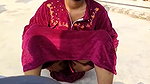 Bhabhi Showing Pussy in Outdoor