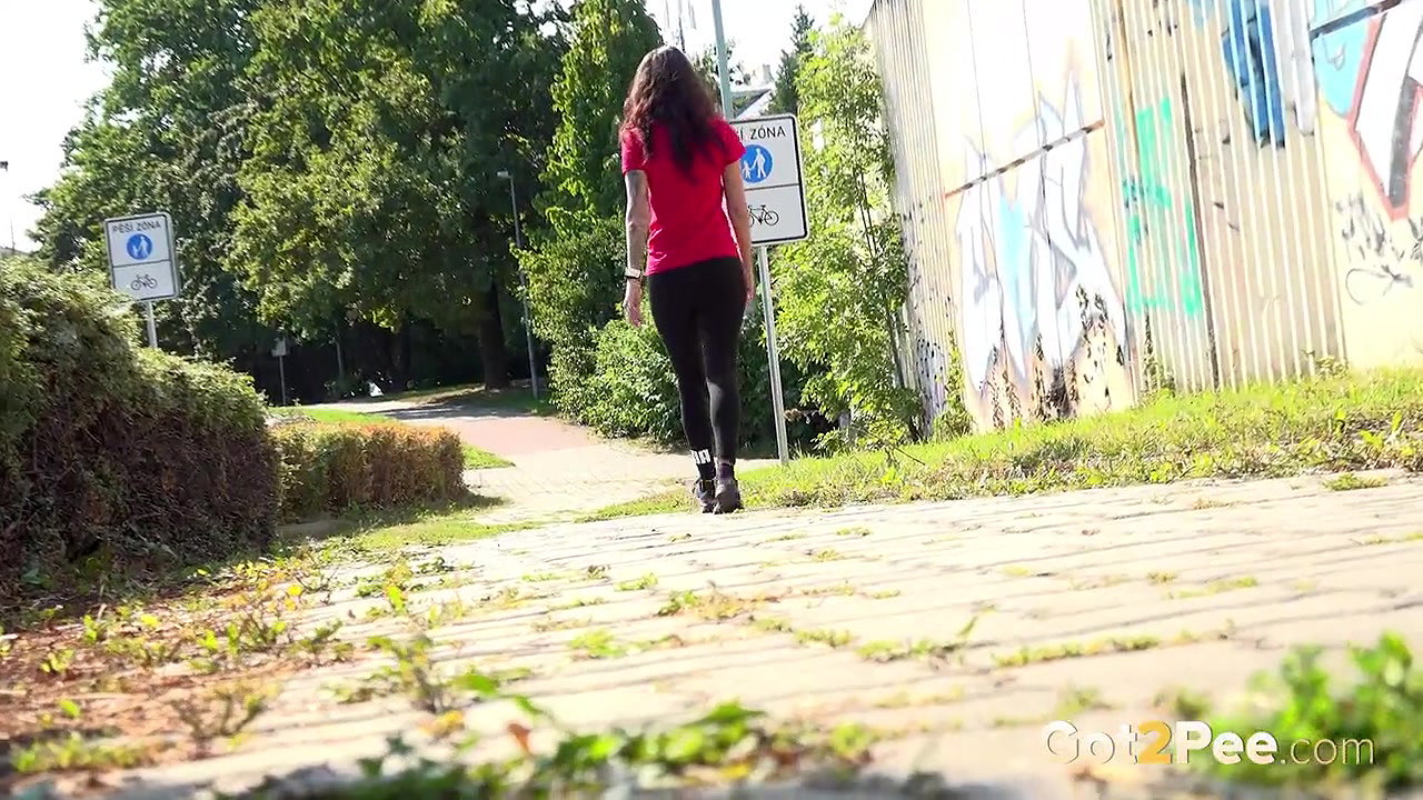 Ali Bordeaux relieves her piss desperation outside