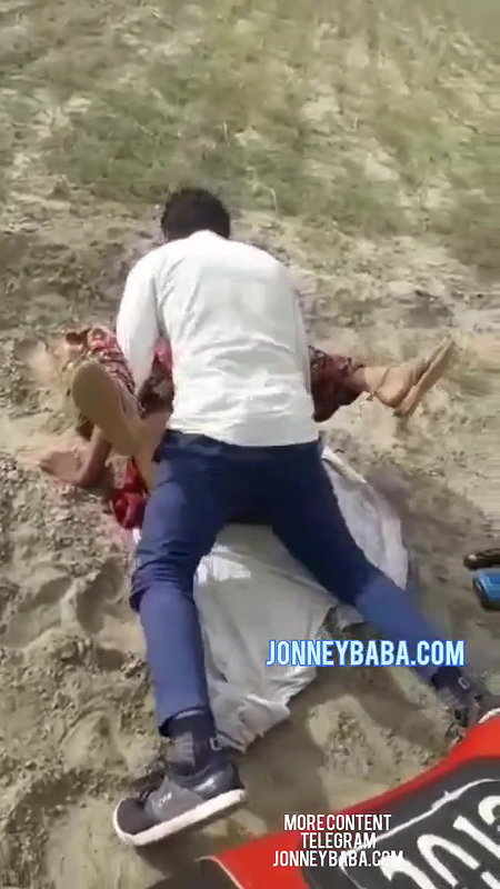 Rajashthani gudiya outdoor fuck with here son and bf