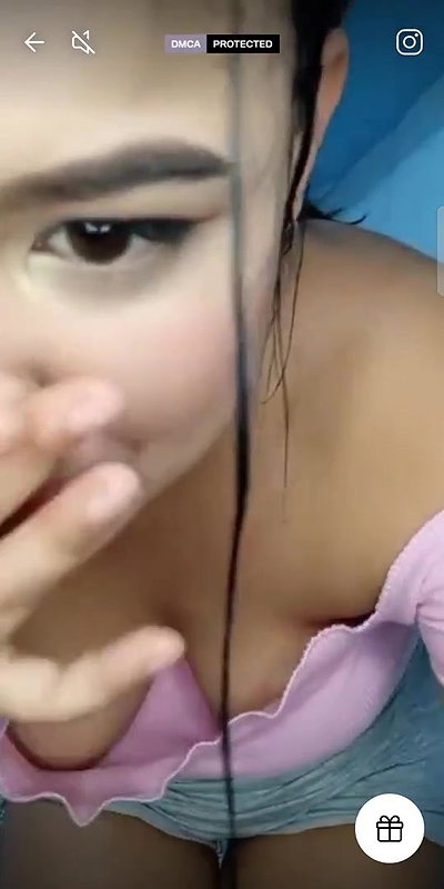 Helen Tango live