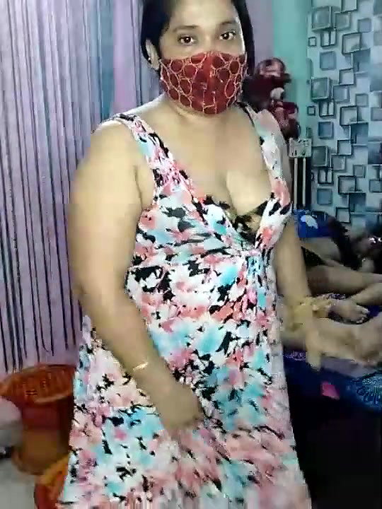 Multiple Girl Giving Blowjobs