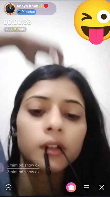Anaya Khan chamet 1