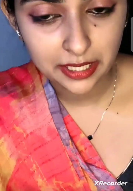 Parvathy Arun hot tango saree live