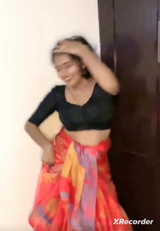 Parvathy Arun hot tango saree live