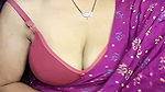 Hot bengali girl show her hot cleavage