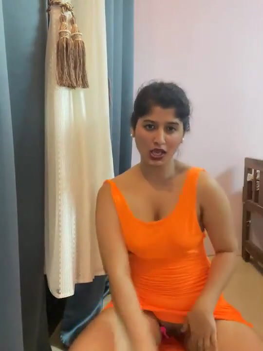 Sexy Girl Pussy Play and Nude Dance Show