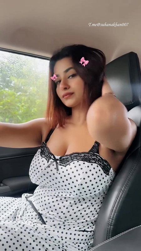 SUHANA KHAN MASSIVE BOOBS SEXY CLEAVAGE IN HOT DRESS UUFFF