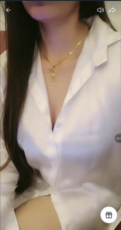 tango hot girl