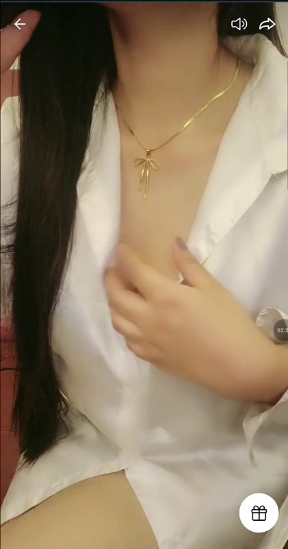 tango hot girl