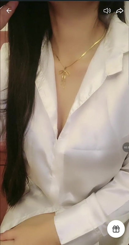 tango hot girl