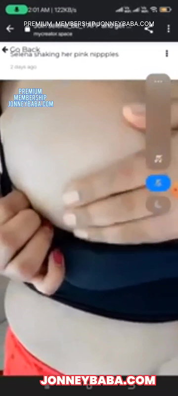 Selena nipple pinch joinmyapp content