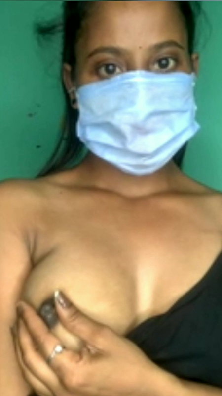 cute priya babe boobs open