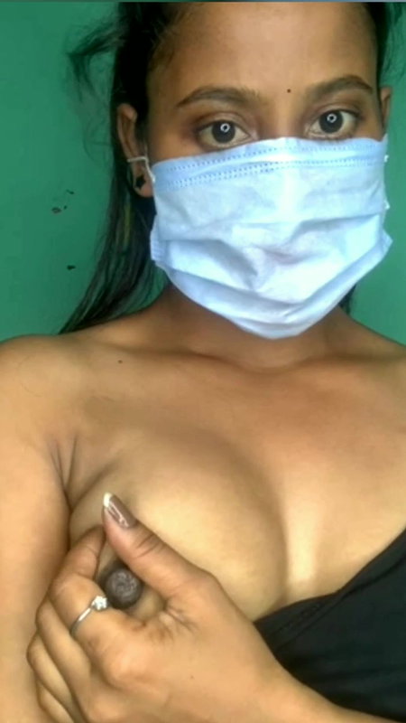cute priya babe boobs open