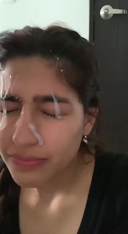 sara ali Khan