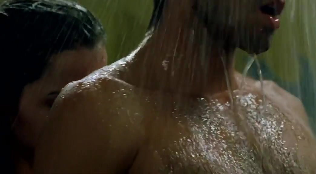 Ana de Armas Bathroom Scene