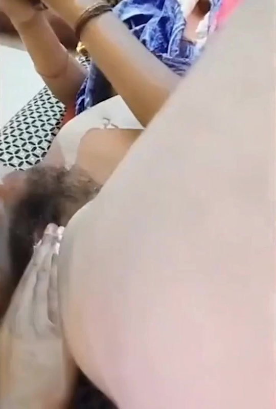 Indian hairy pussy licking sexy MMS