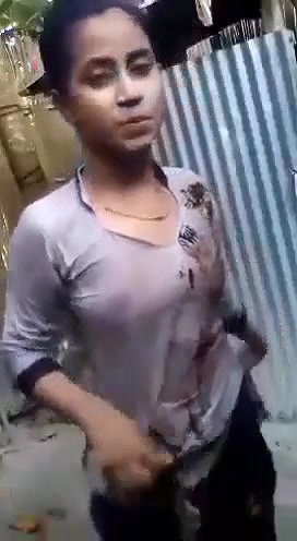 Bangla Teen Village Girl Showcasing Her Nude Hot Body