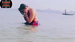 Desi Bhabhi Bathing In The River Village bhabhi vlogs hot girls Desi video 2022