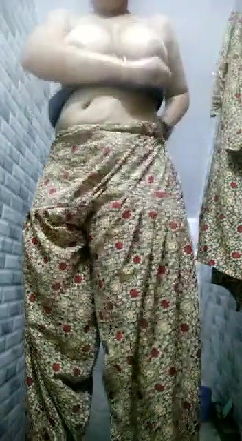 Super Chubby Indian Girl Big Boobs Hot Show