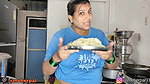 Thandi May Khao Samose Kitchen Vlog Garam Garam Samose With Chutney YummyAlert
