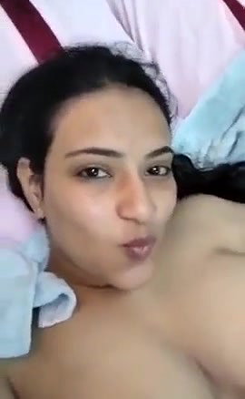 Beautiful big boobs gf showing nude body
