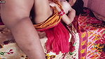 Indian bhabhi ko sari me dekh kr mn Nehi mana to kone me lake chudai kr di