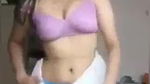 hot college girl kapde utarkar boobs dikhaye