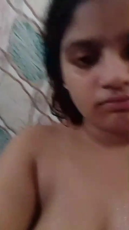 young pussy fingering by virgin desi college girl