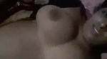 boudi ne saree kholke bur dikhayi