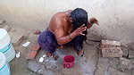 devar ne nahate huye bhabhi ka video banayi