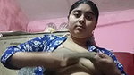 Desi Bhabhi Apney Asset Dikhatey Huay