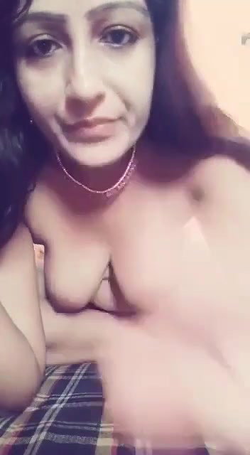 Super cute very beautiful girlfriend exclusive viral leaked seductively dancing while taking shower for his boyfriend P5