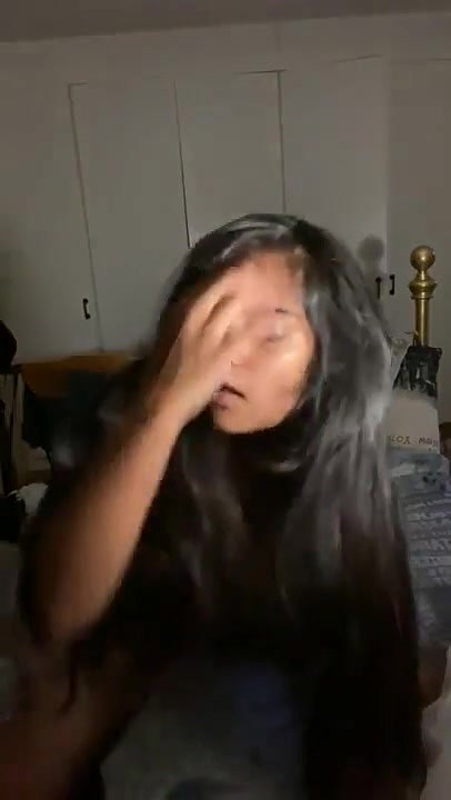 Horny desi NRI beautiful girlfriend viral exclusive leaked seductively showing her huge tits and spanking her ass