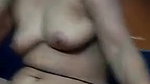phone mein bat krte hue handjob