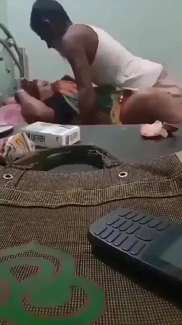muslim dadi wala uncle ne randi ko choda