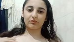 desi chubby girl boob show