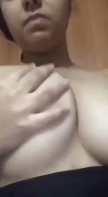 big boob desi girl making boob presssing video