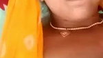 wife ne vc mein boob dikhayi