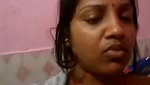 kapde utar ke bathroom pe nangi video banayi