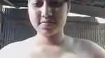 chikni ladki ne choot or chuche dikhay