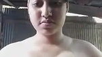 chikni ladki ne choot or chuche dikhay