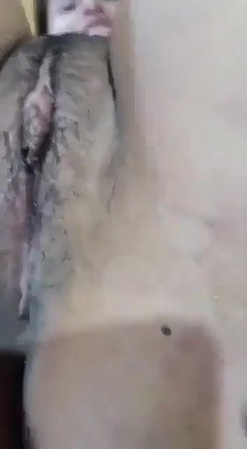 Horny GF pussy