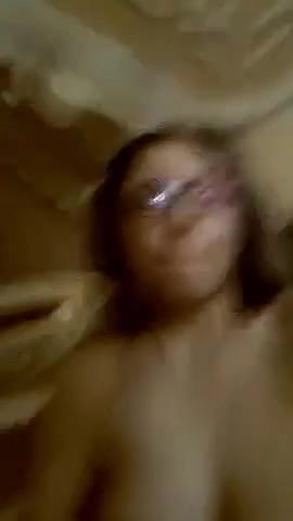 Horny Indian aunty exposing her shaved pussy