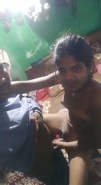 Village Couple Dhire Dhire Sex Ka Maza Lete Aur Humein Dete Hue