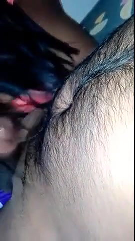 Sexy SriLankan girl blowjob video