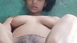ladki ne choot kholke dikhayi