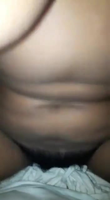 Village Girl Land Ke Upar Kudnelagi