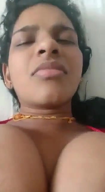 Apni Wife Ke Saheli Ko Choda Uska Bur Bahut Tite Tha Aur Uska Chuchi Bhi Bahut Bada Bada Tha