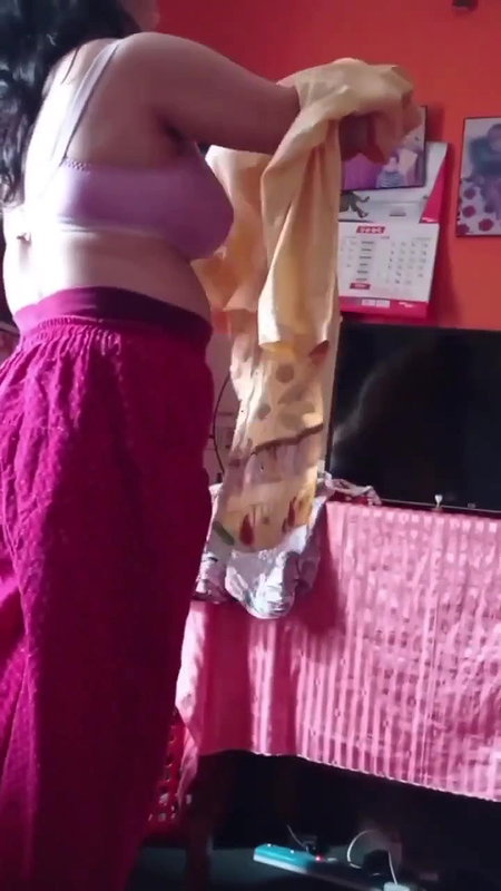 Tanker Mom Changing Clothes In Front Of Her Son 007